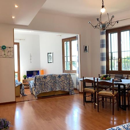 House Sole E Mare By Holiday World เปียเว ลิกูเร ภายนอก รูปภาพ